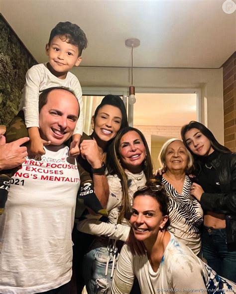 thammy e jenny|Thammy Miranda e Jenny, filhos de Gretchen, se envolvem em。